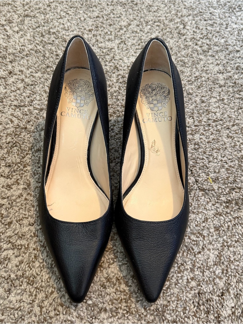 Vince Camuto Black Pointed-Toe Leather Pumps
